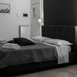Bed & Breakfast Aurora Luxury, Napels