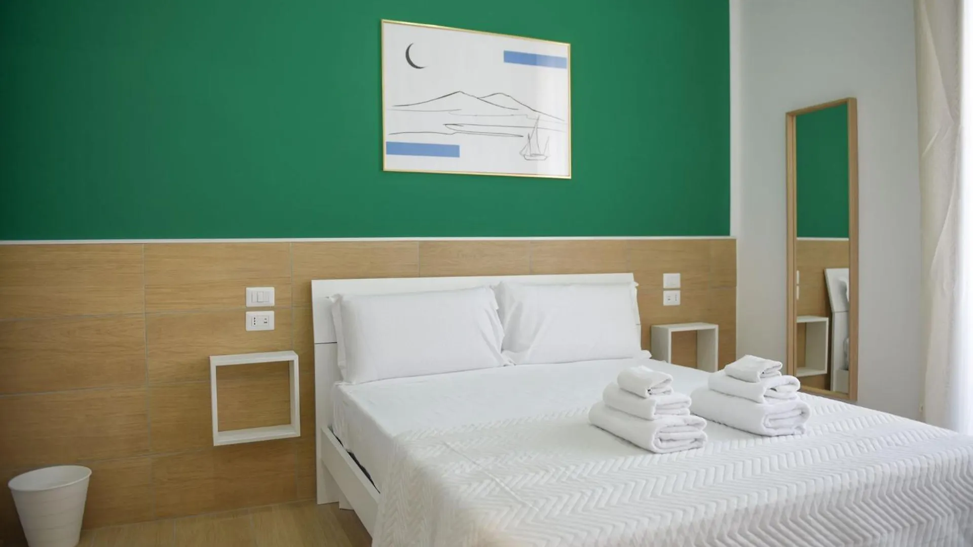 B&B Napoli Central Gate Bed & Breakfast