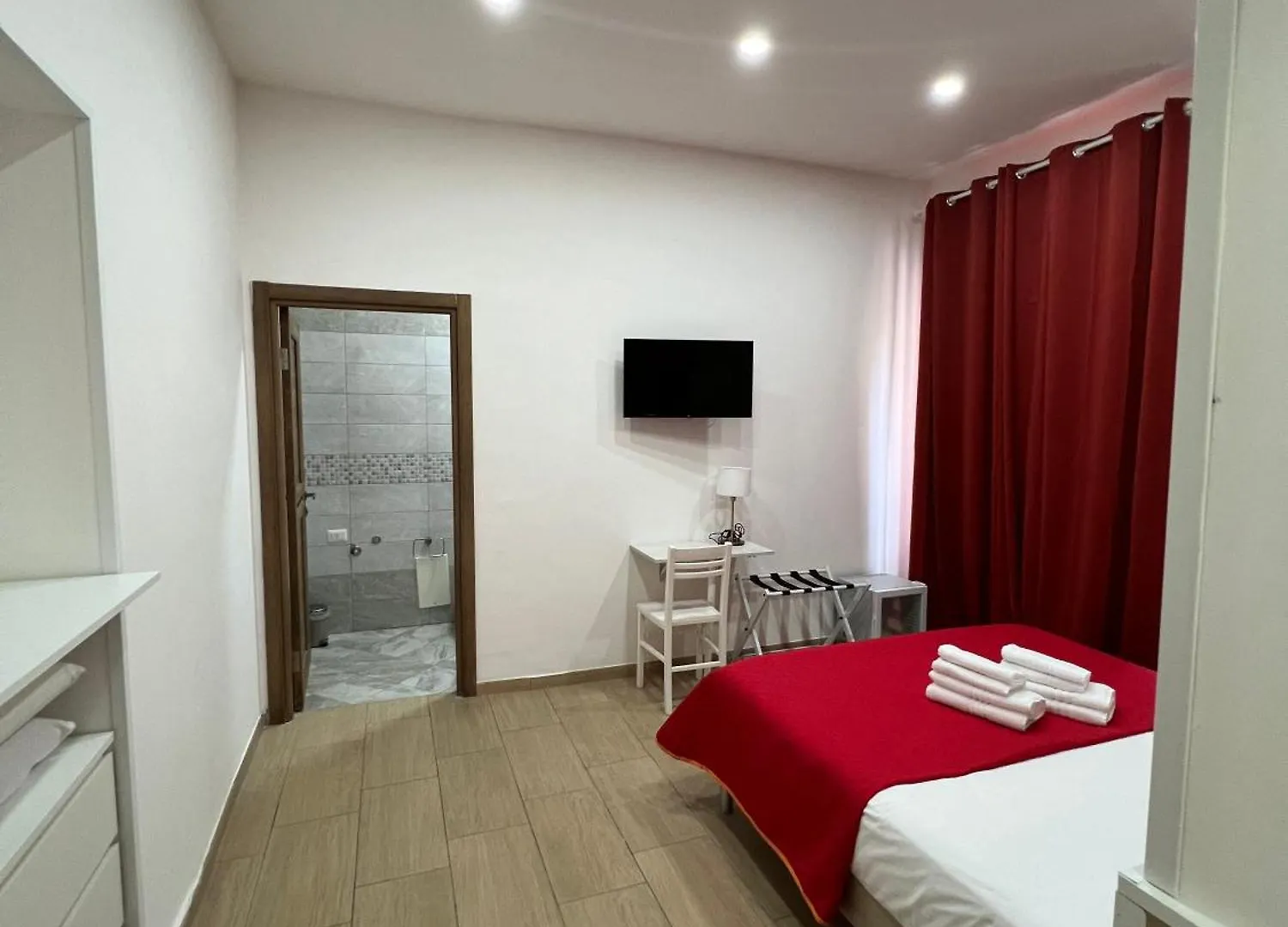 B&B Napoli Central Gate 2*,  Italia